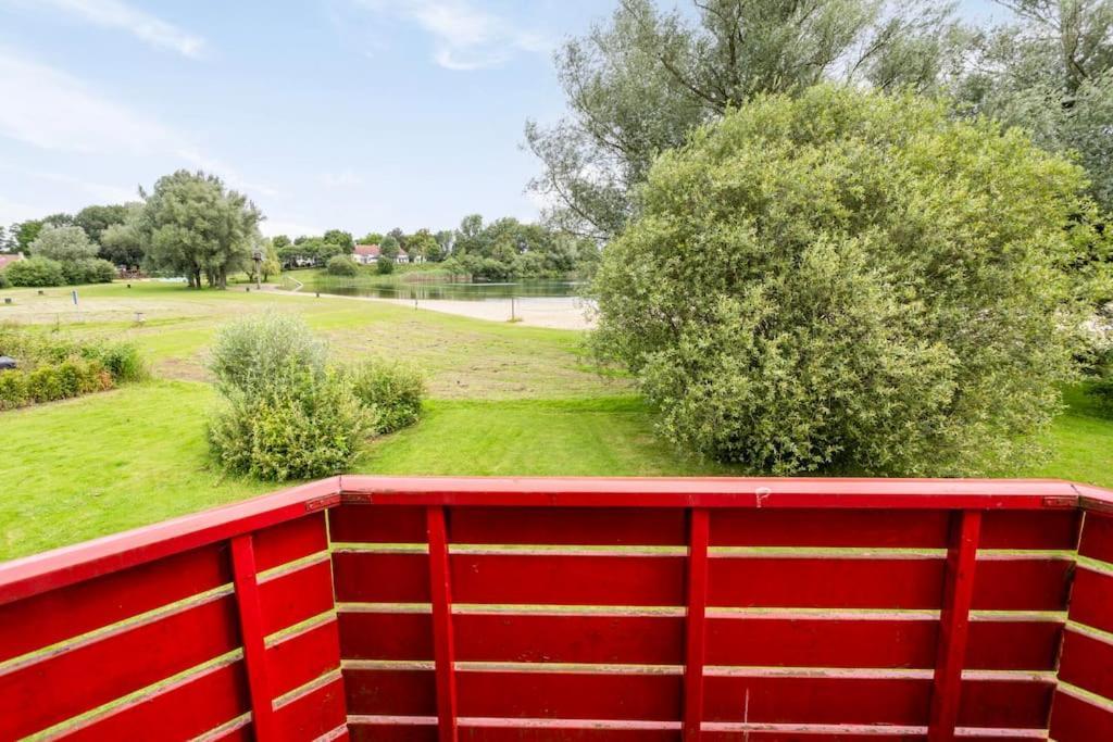 Vakantiehuis Aan Het Water -Incl Laadpaal- Ewijk Exterior foto